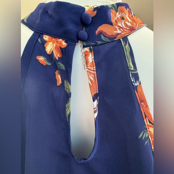 Asymmetrical Halter Top Size 12(OXL) - Picture 4 of 7